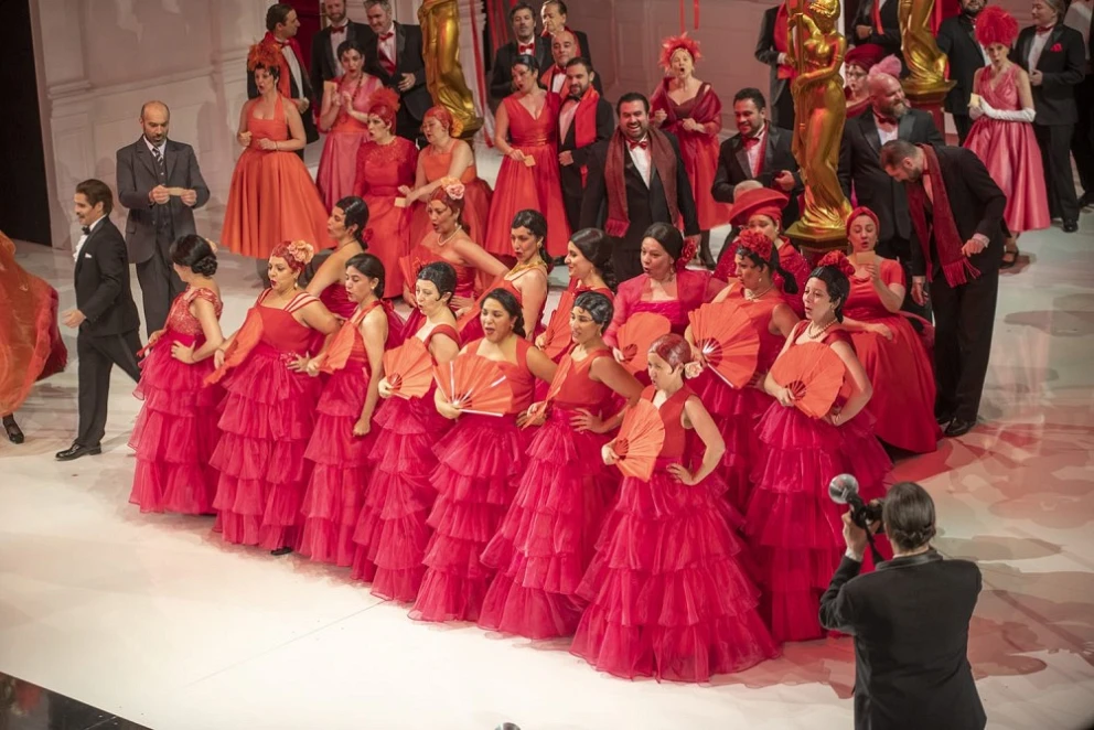 La ópera que marcó el inicio de la historia lírica del Teatro del Bicentenario vuelve a su escenario con producción del Teatro Colón